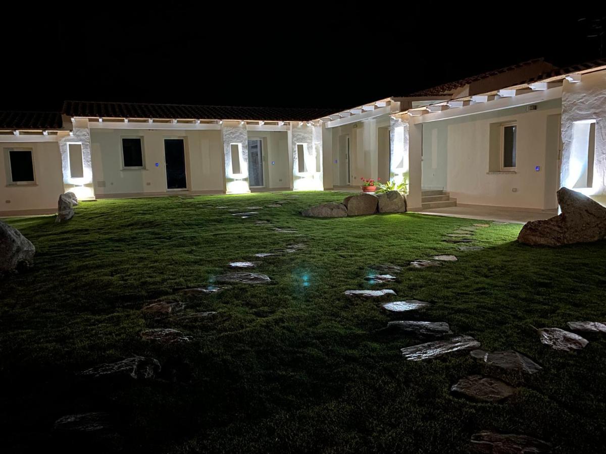 Is Arenas Biancas Agriturismo Теулада Екстериор снимка