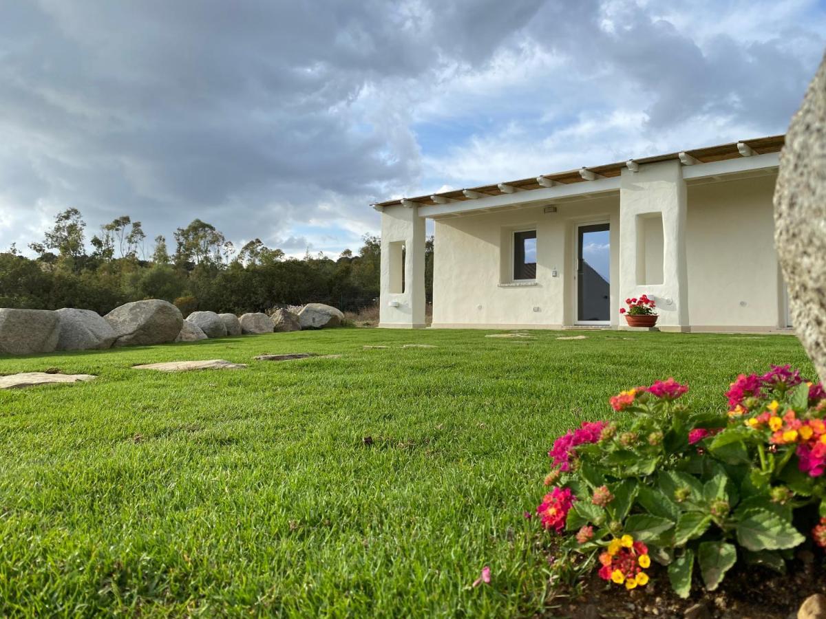 Is Arenas Biancas Agriturismo Теулада Екстериор снимка