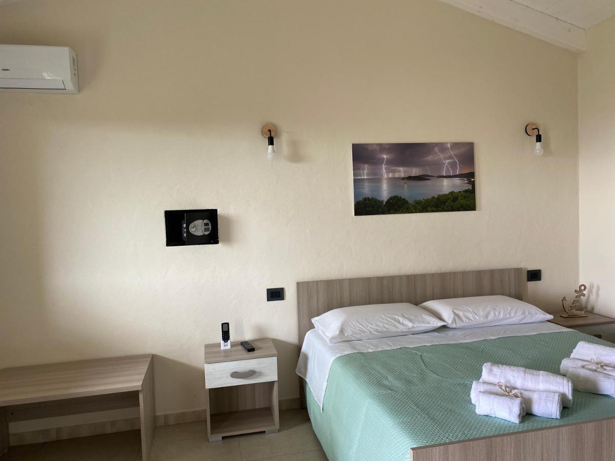 Is Arenas Biancas Agriturismo Теулада Екстериор снимка