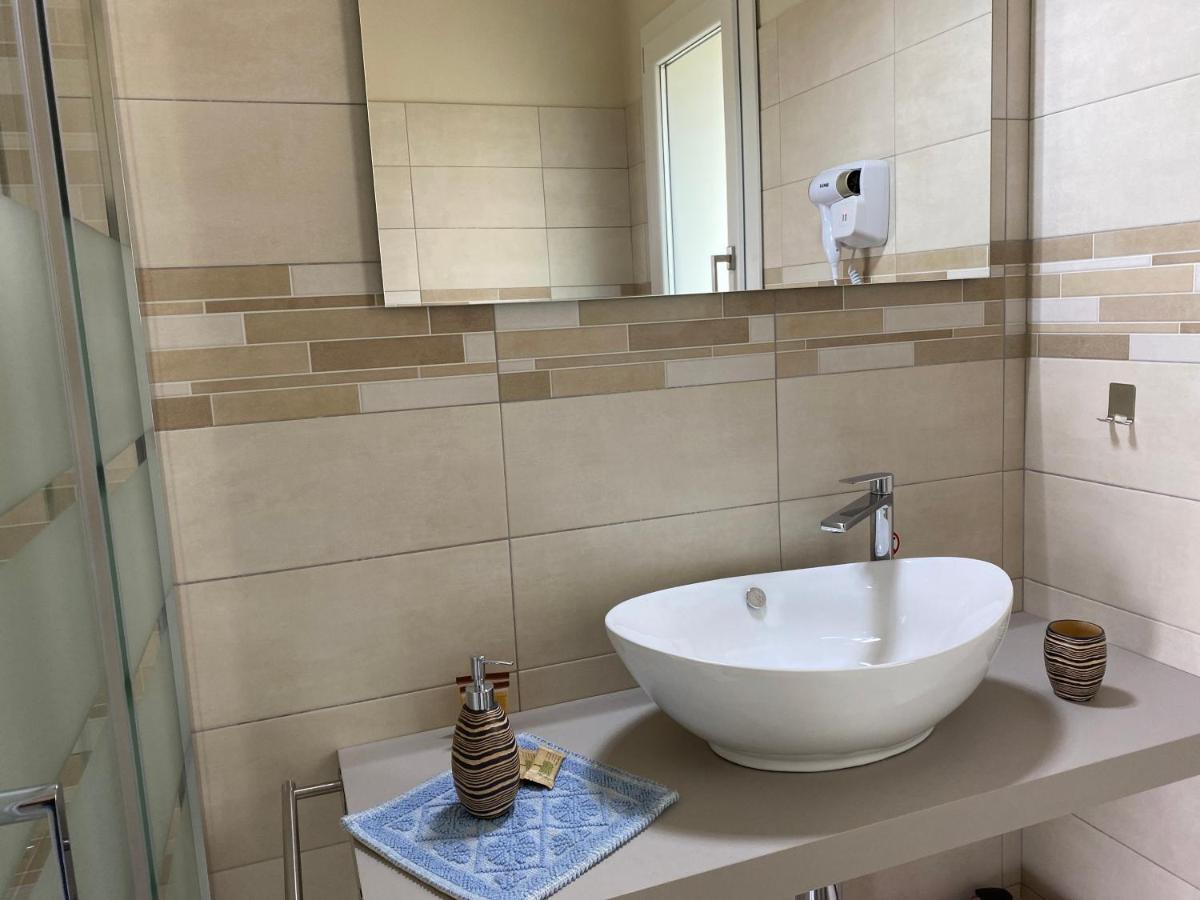 Is Arenas Biancas Agriturismo Теулада Екстериор снимка