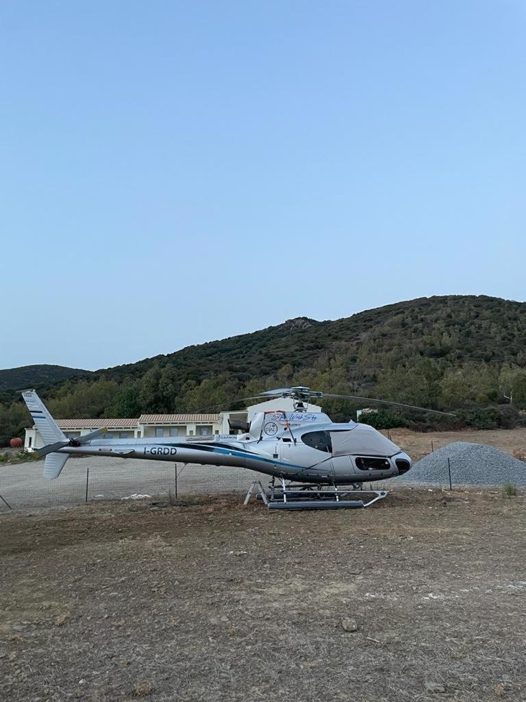 Is Arenas Biancas Agriturismo Теулада Екстериор снимка